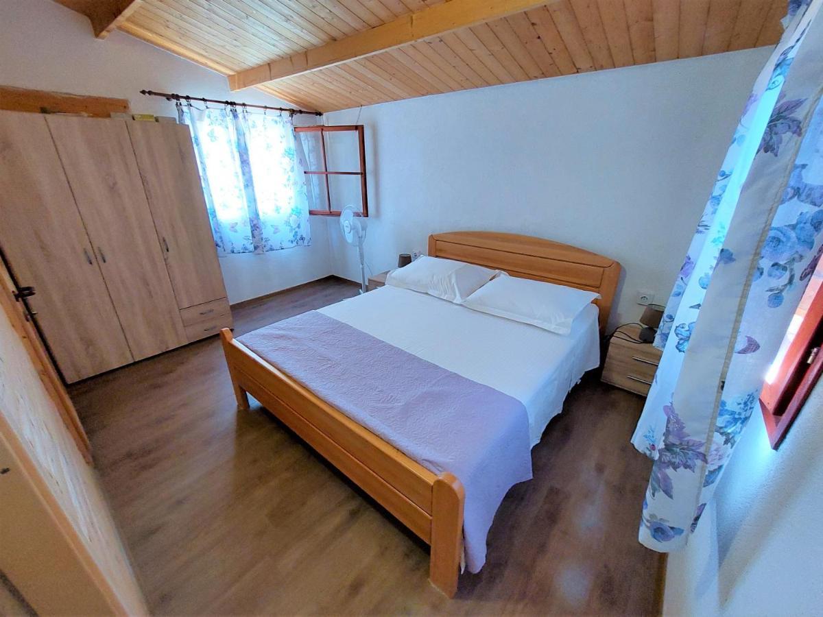 Vala Hrvaska Robinson Gornji Humac Exterior foto